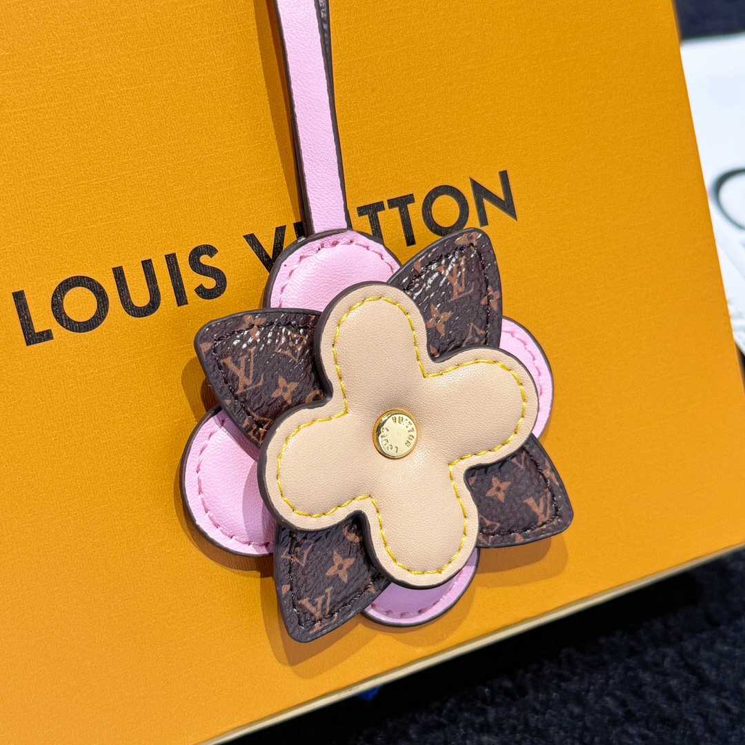 Louis Vuitton My Monogram Layers Bag Charm  M02135 - PerfectKickZ