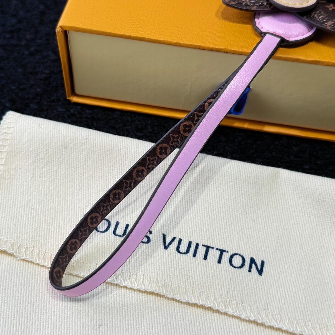 Louis Vuitton My Monogram Layers Bag Charm  M02135 - PerfectKickZ
