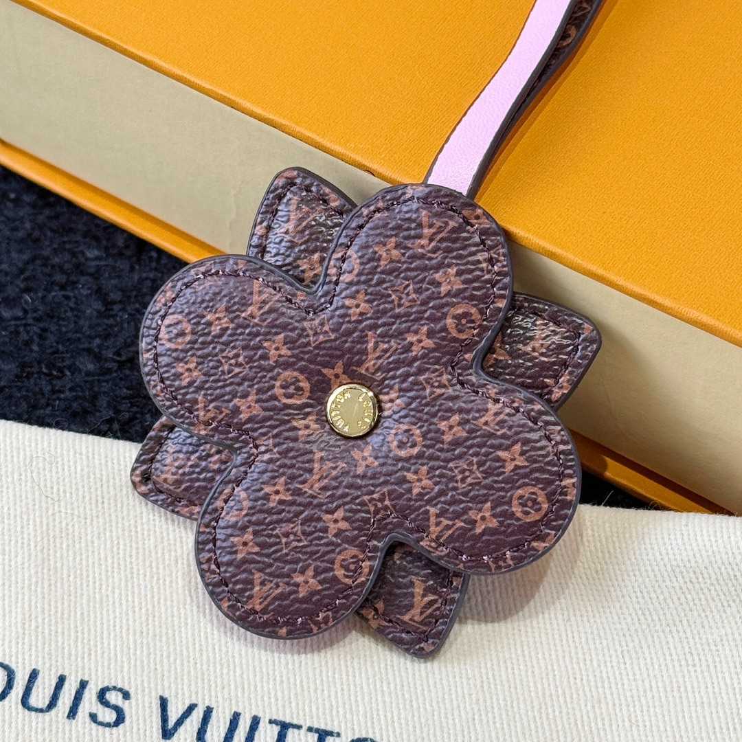 Louis Vuitton My Monogram Layers Bag Charm  M02135 - PerfectKickZ