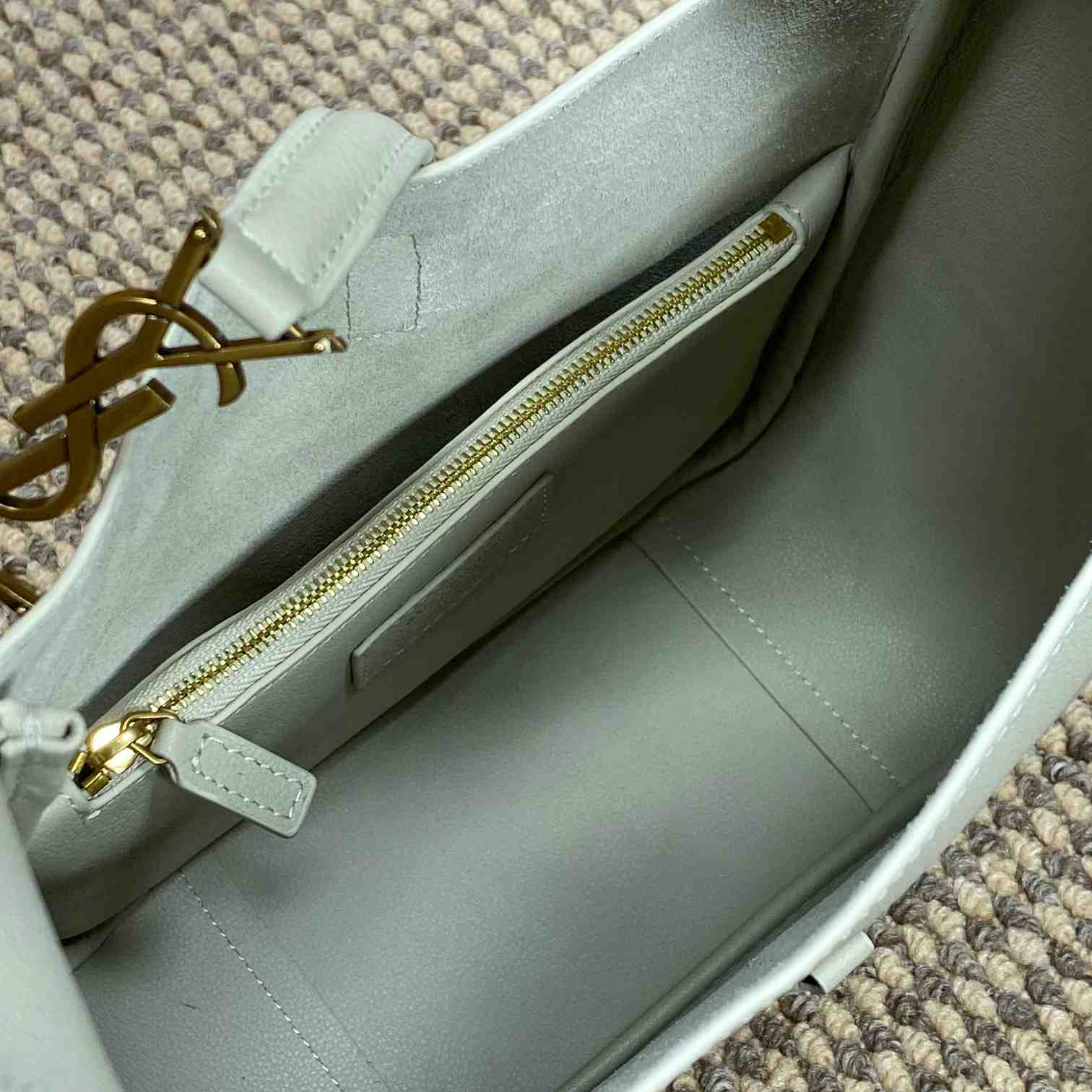 Saint Laurent LE 5 À 7 Supple Small In Grained Leather - PerfectKickZ