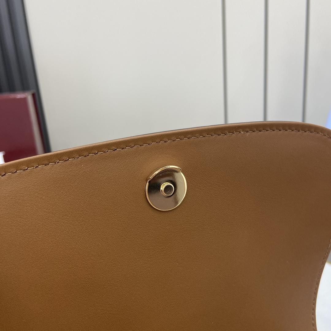Gucci Blondie Mini Shoulder Bag - PerfectKickZ