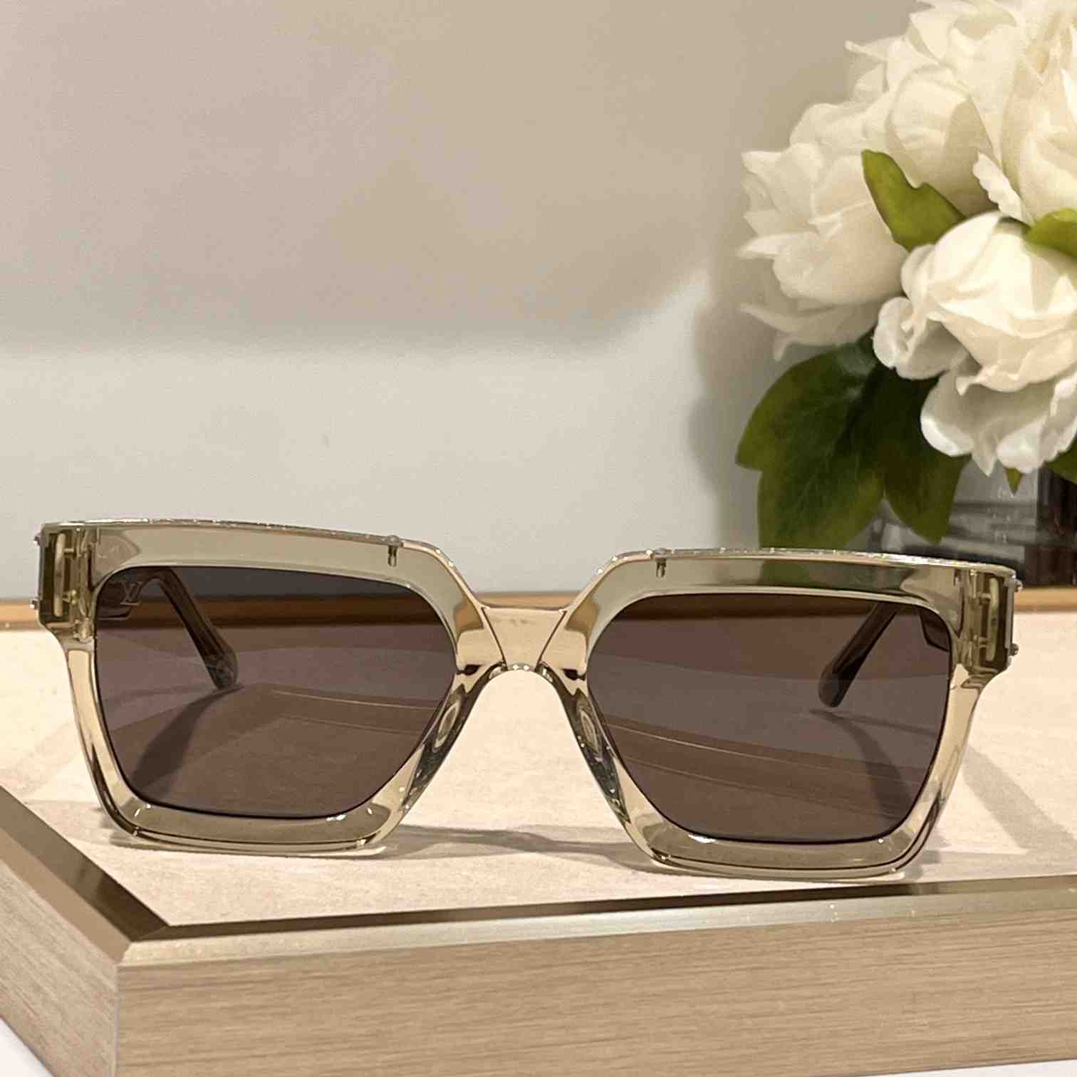 Louis Vuitton 1.1 Millionaires Square Sunglasses  LV96006 - PerfectKickZ