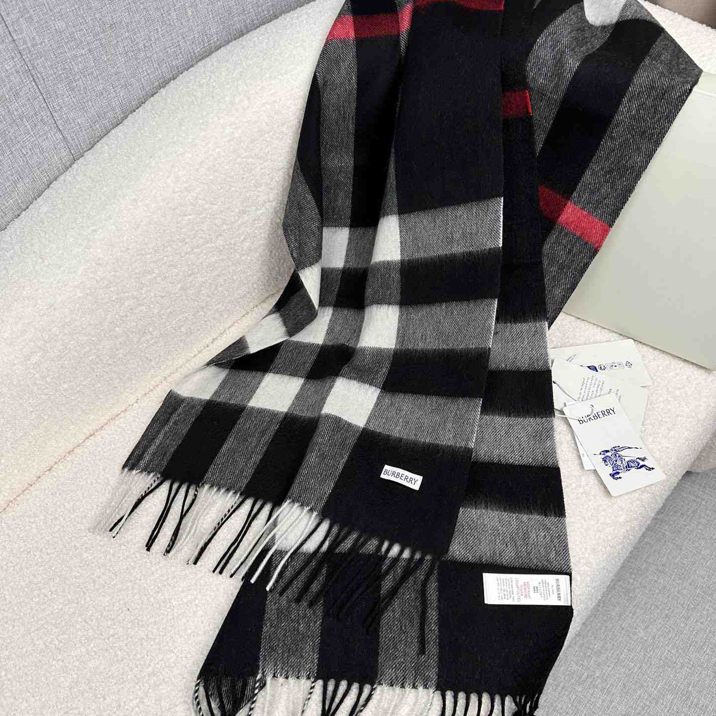 Burberry Scarf   180*40cm - PerfectKickZ