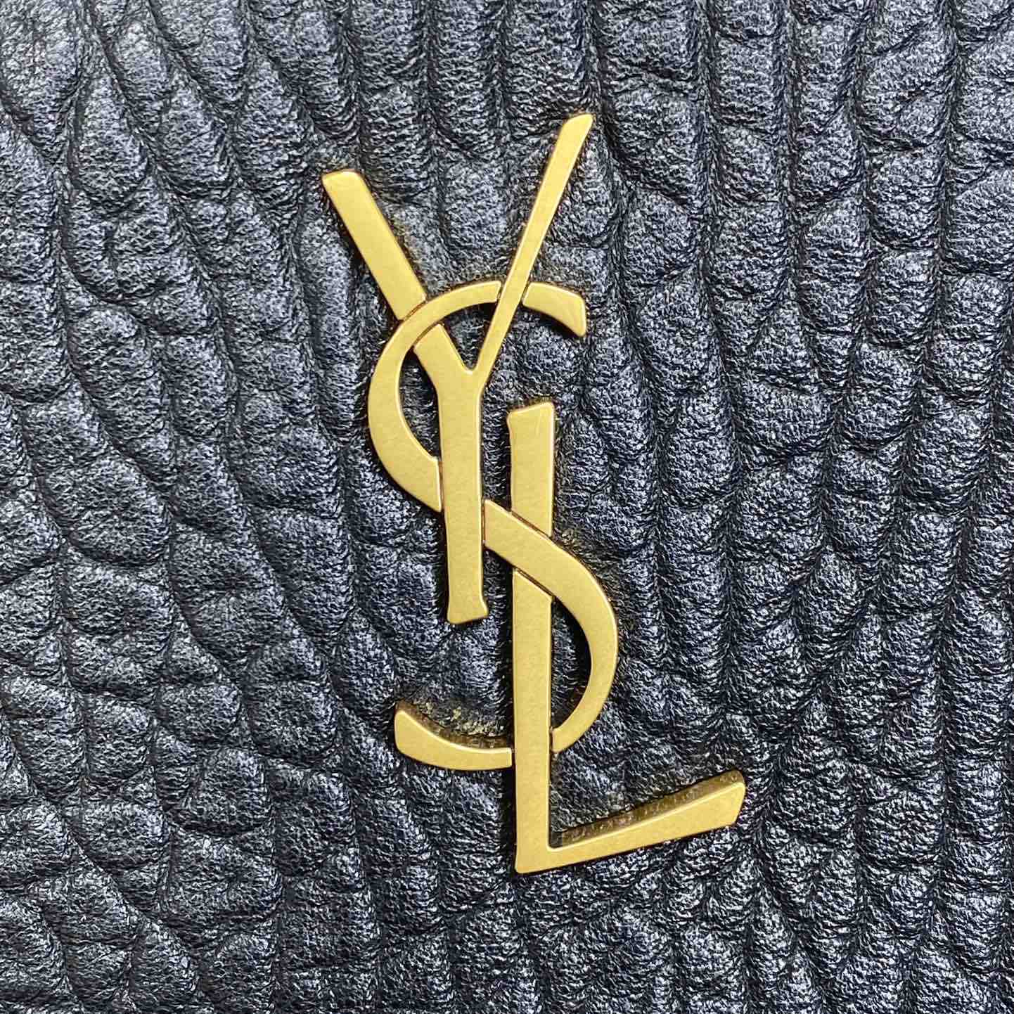 Saint Laurent Cassandre Large Envelope Pouch In Lambskin - 