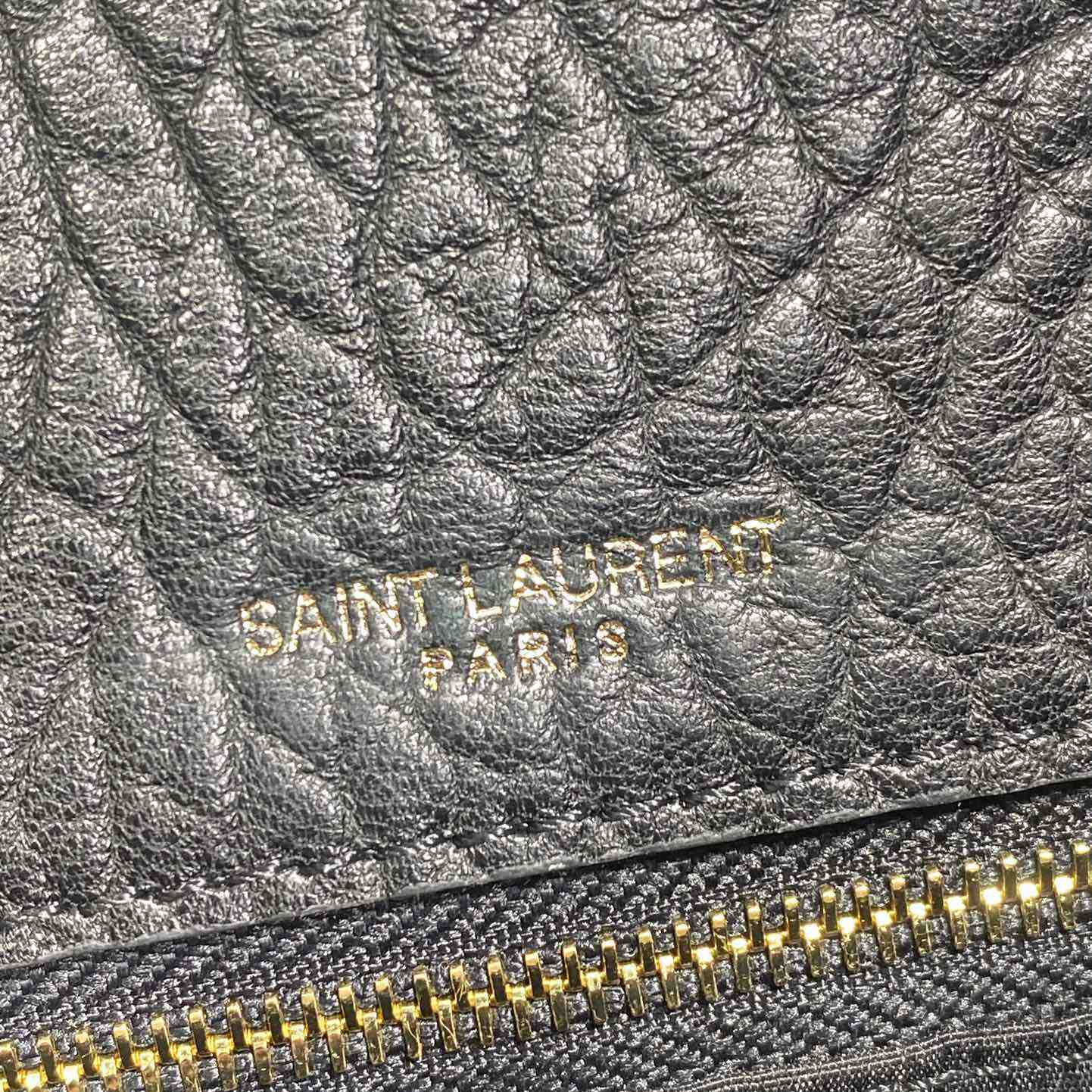Saint Laurent Cassandre Large Envelope Pouch In Lambskin - 