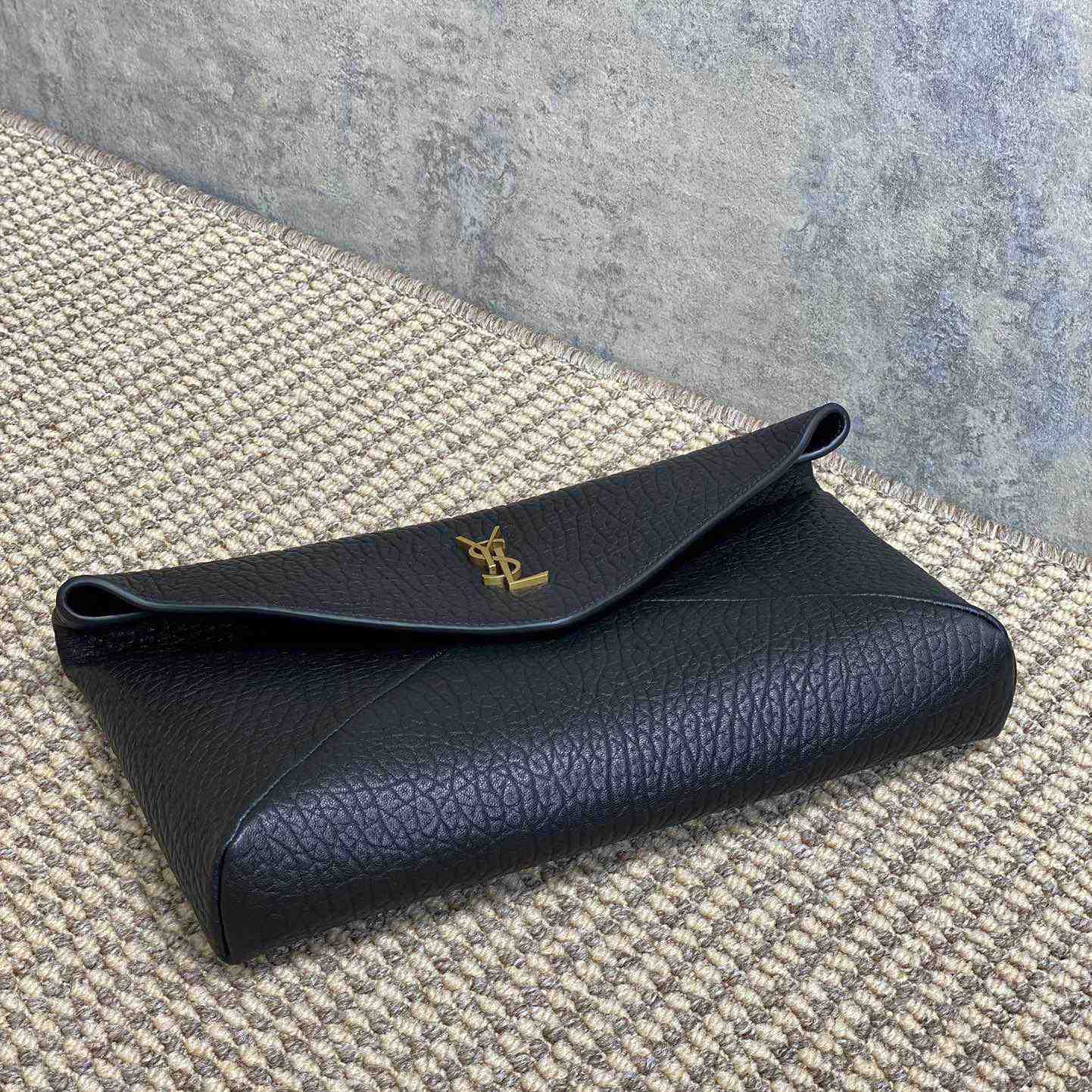 Saint Laurent Cassandre Large Envelope Pouch In Lambskin - 