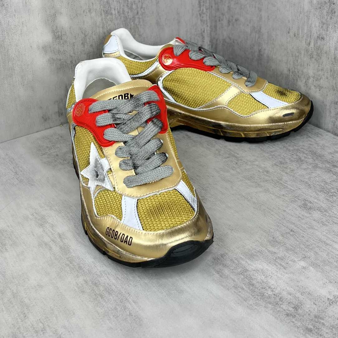 Golden Goose Dad-Star 'Gold' - PerfectKickZ