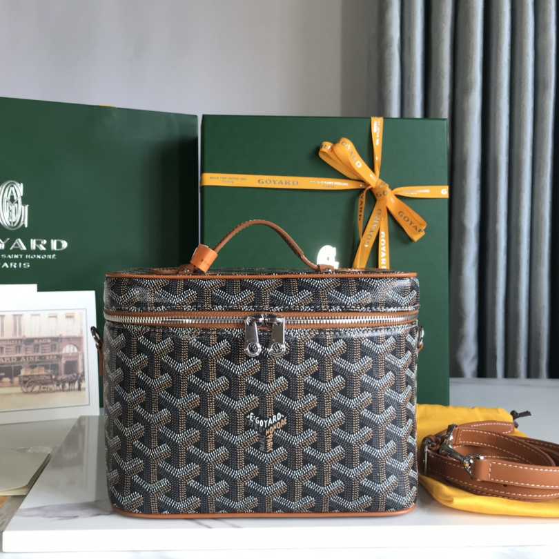 Goyard Muse Vanity Case - PerfectKickZ