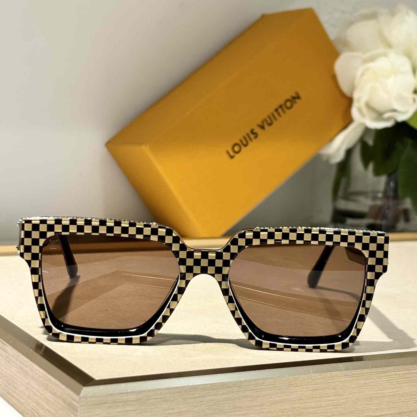 Louis Vuitton 1.1 Millionaires Damier Pop Sunglasses  Z2394W - PerfectKickZ