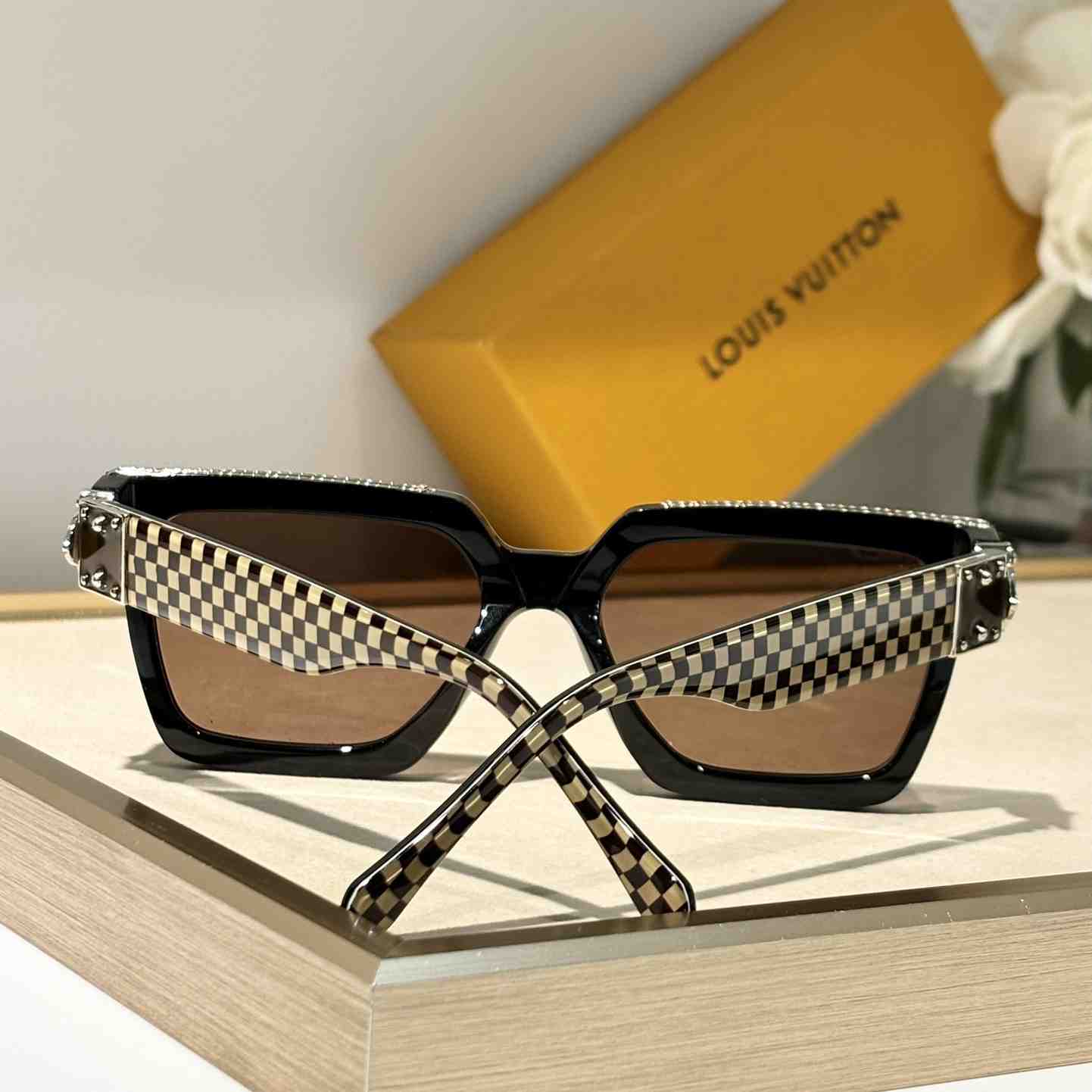 Louis Vuitton 1.1 Millionaires Damier Pop Sunglasses  Z2394W - PerfectKickZ