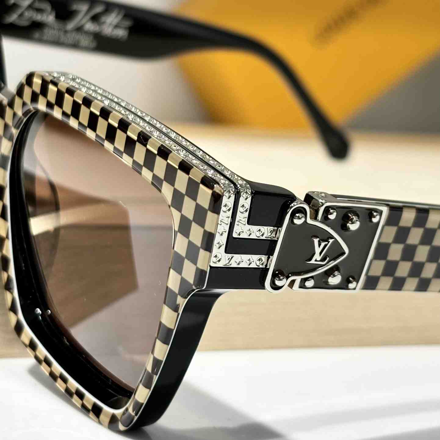 Louis Vuitton 1.1 Millionaires Damier Pop Sunglasses  Z2394W - PerfectKickZ