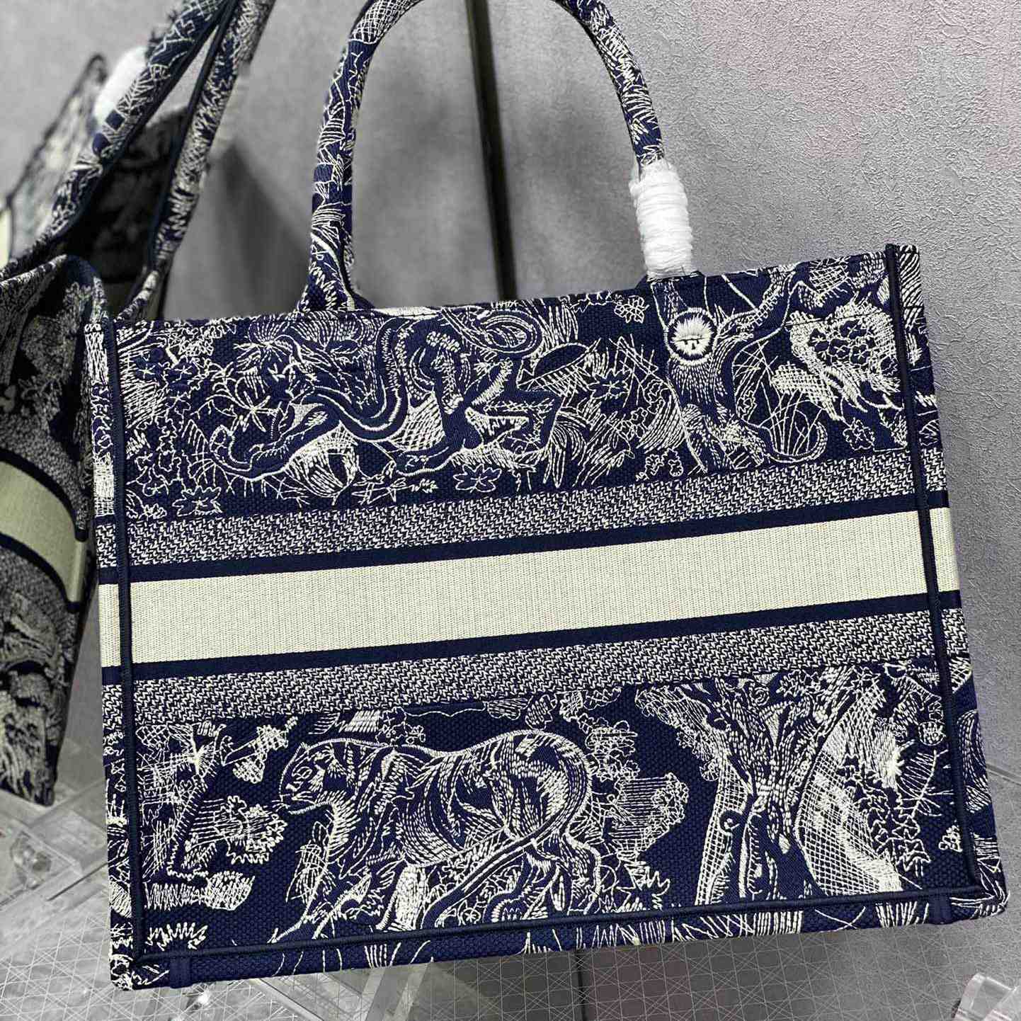 Dior Medium Dior Book Tote  - PerfectKickZ