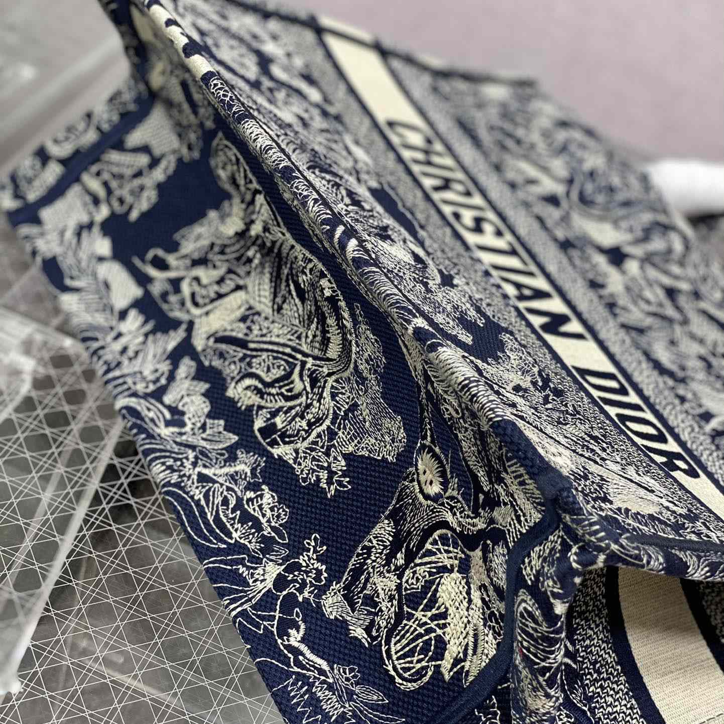 Dior Medium Dior Book Tote  - PerfectKickZ