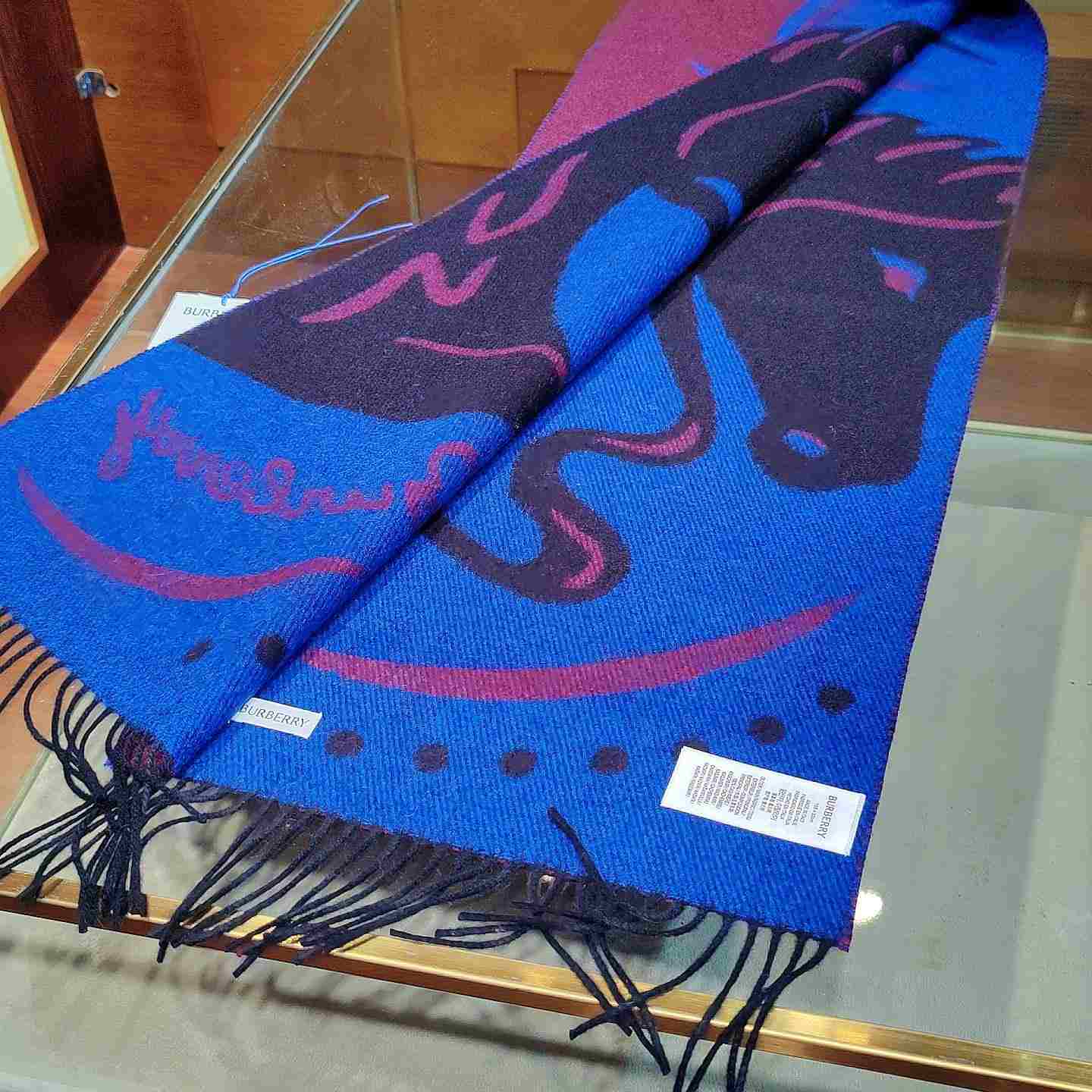 Burberry Mirrored Horse Cashmere Scarf - PerfectKickZ