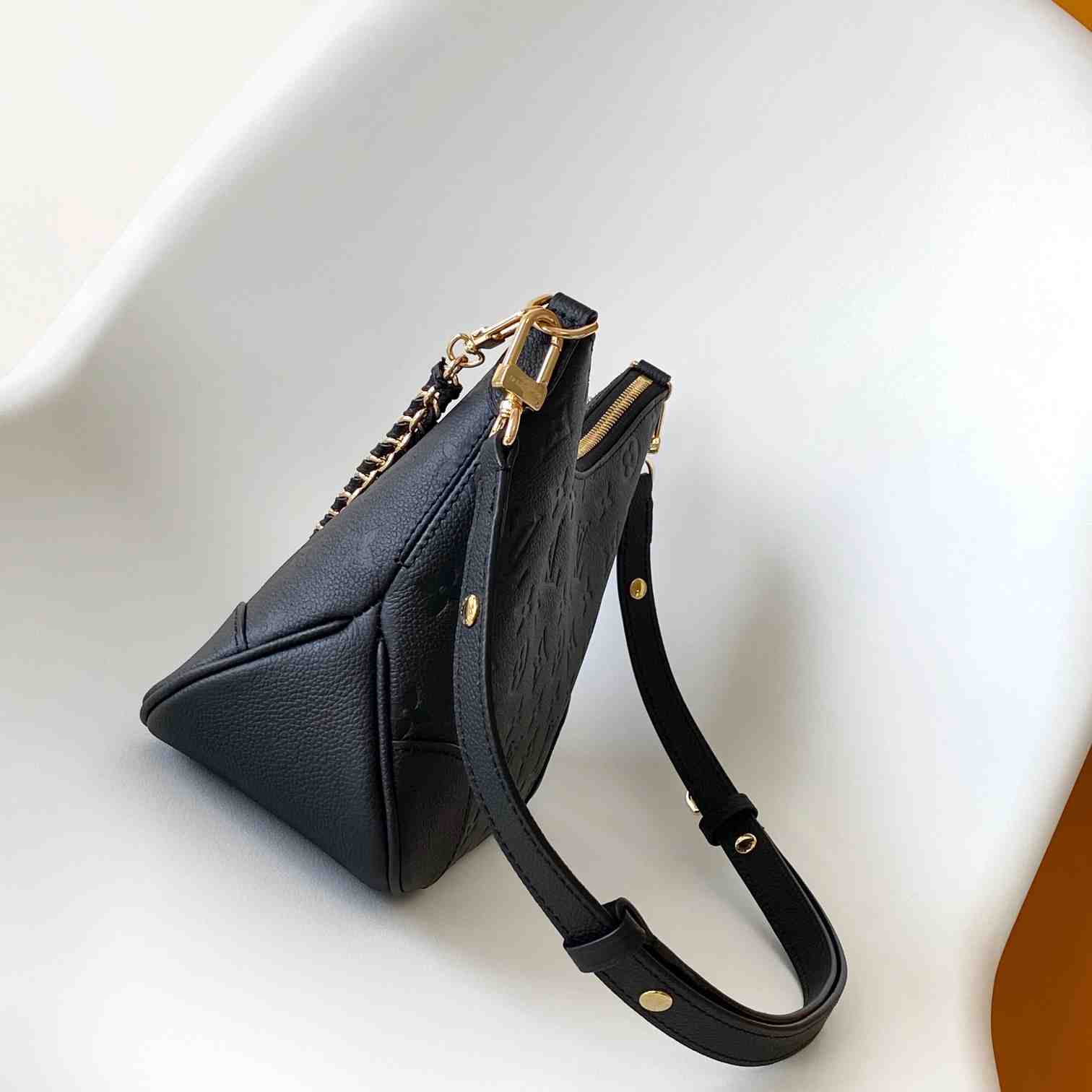 Louis Vuitton Boulogne  M12930 - PerfectKickZ