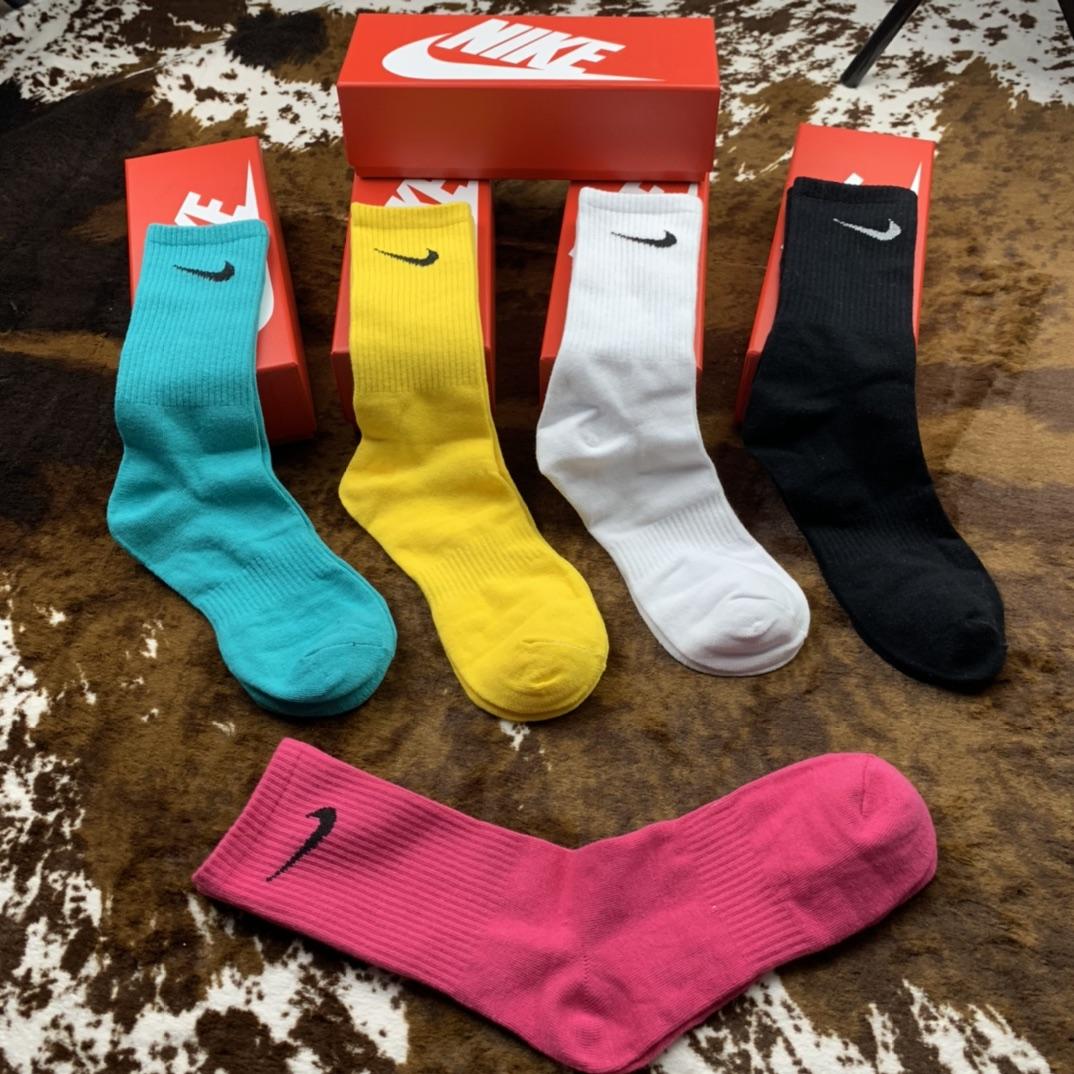 Nike Socks /Box - PerfectKickZ