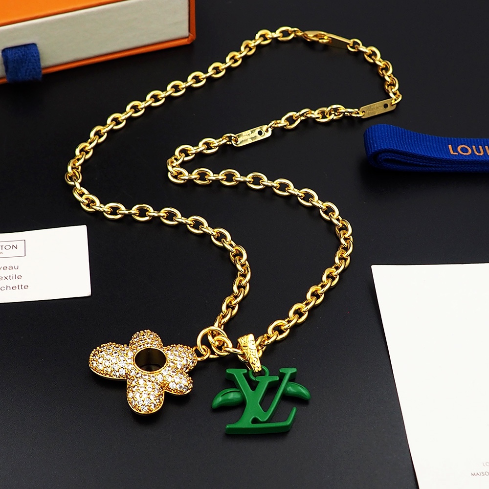 Louis Vuitton LV Blooming Pendant   M01867 - PerfectKickZ