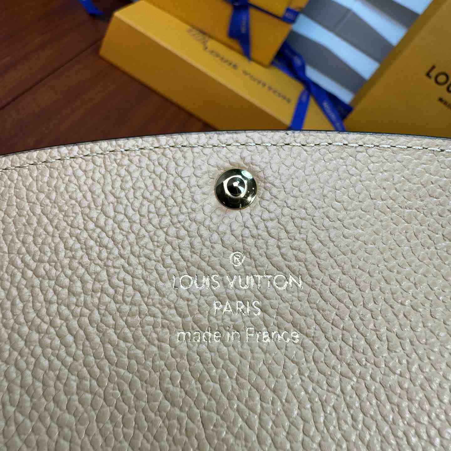 Louis Vuitton Emilie Wallet  M62369 - 