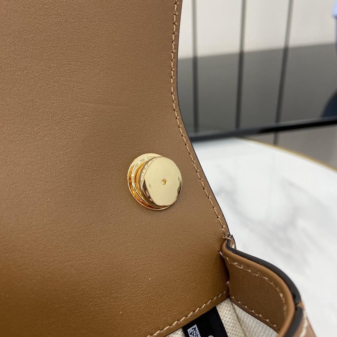 Gucci Blondie Mini Shoulder Bag - PerfectKickZ