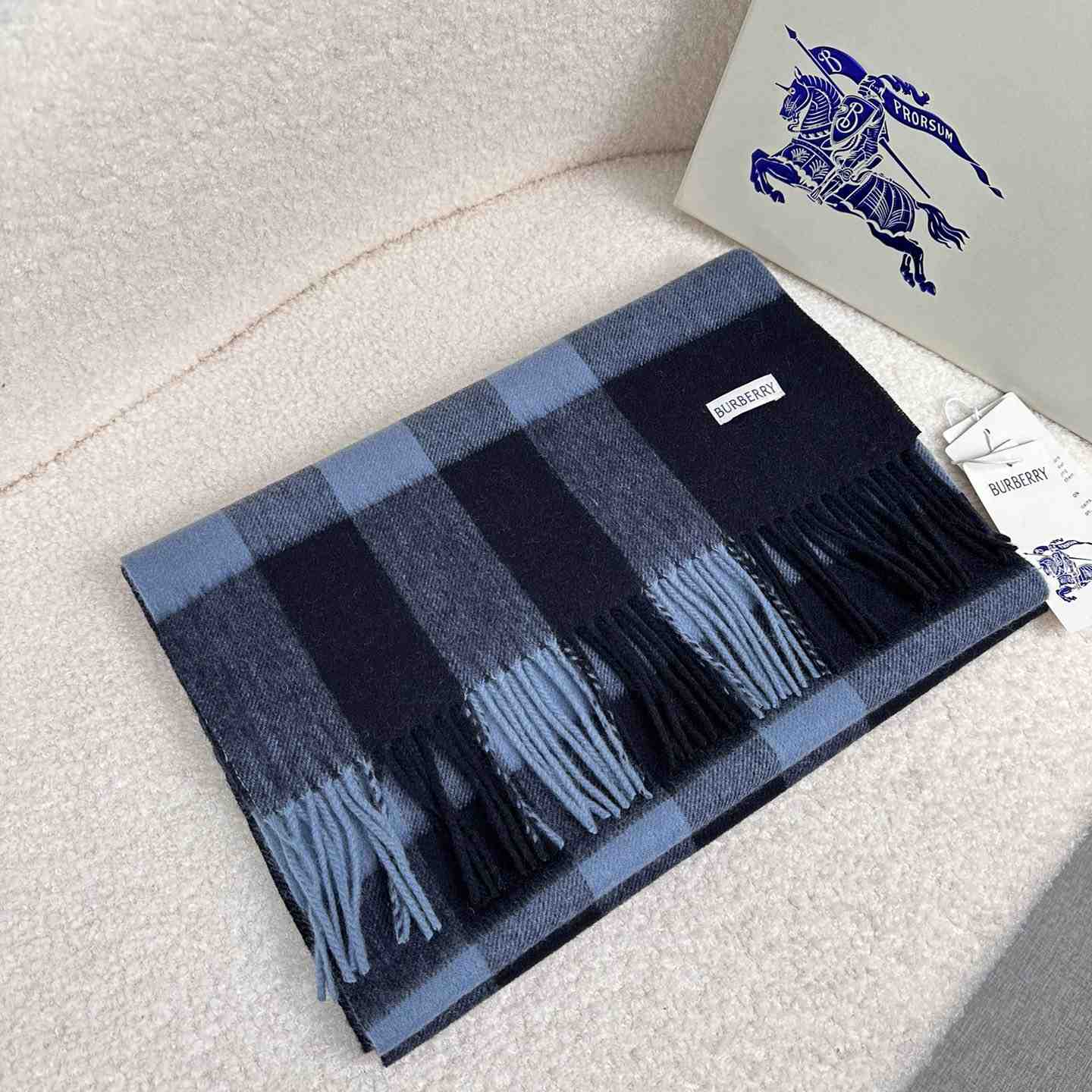 Burberry Scarf   180*40cm - PerfectKickZ