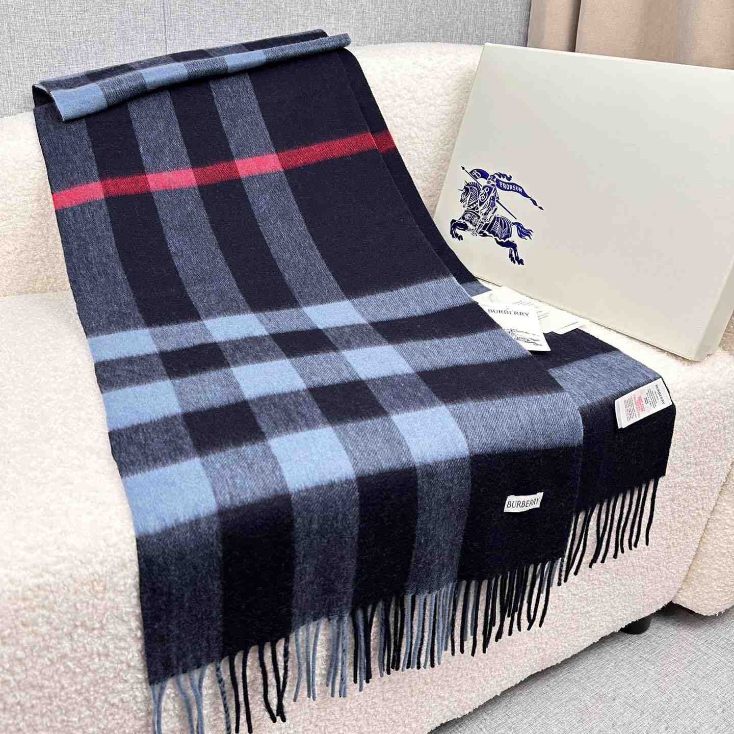 Burberry Scarf   180*40cm - PerfectKickZ
