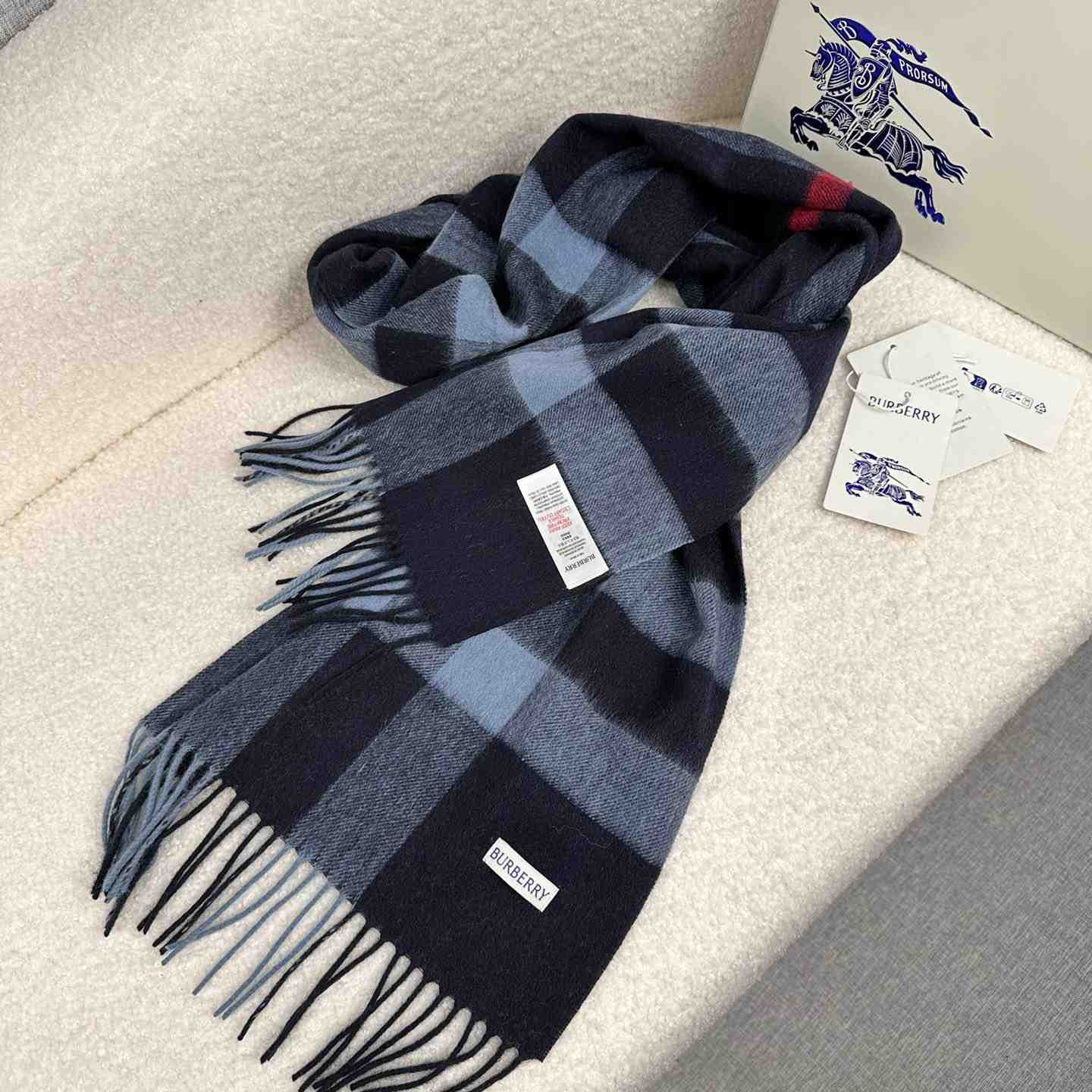 Burberry Scarf   180*40cm - PerfectKickZ