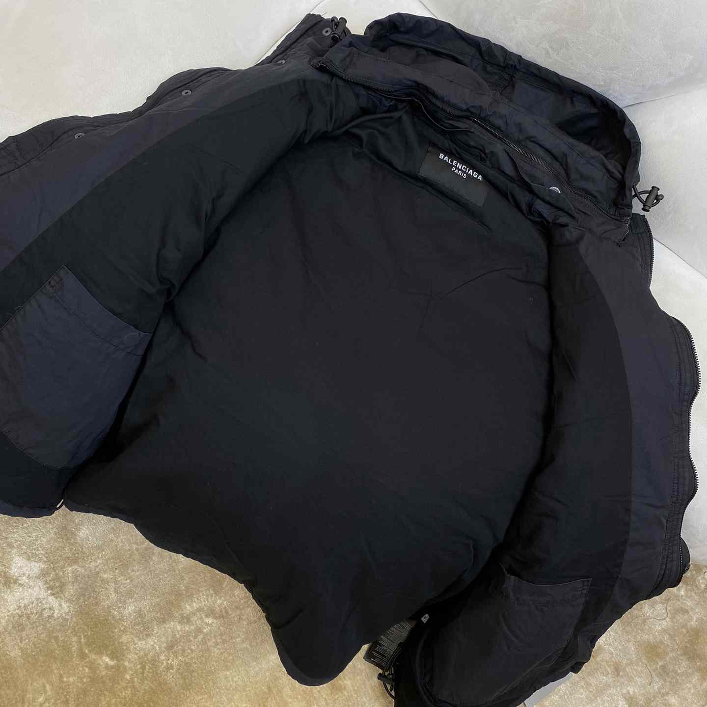 Balenciaga Logo-print Hooded Padded Jacket - PerfectKickZ