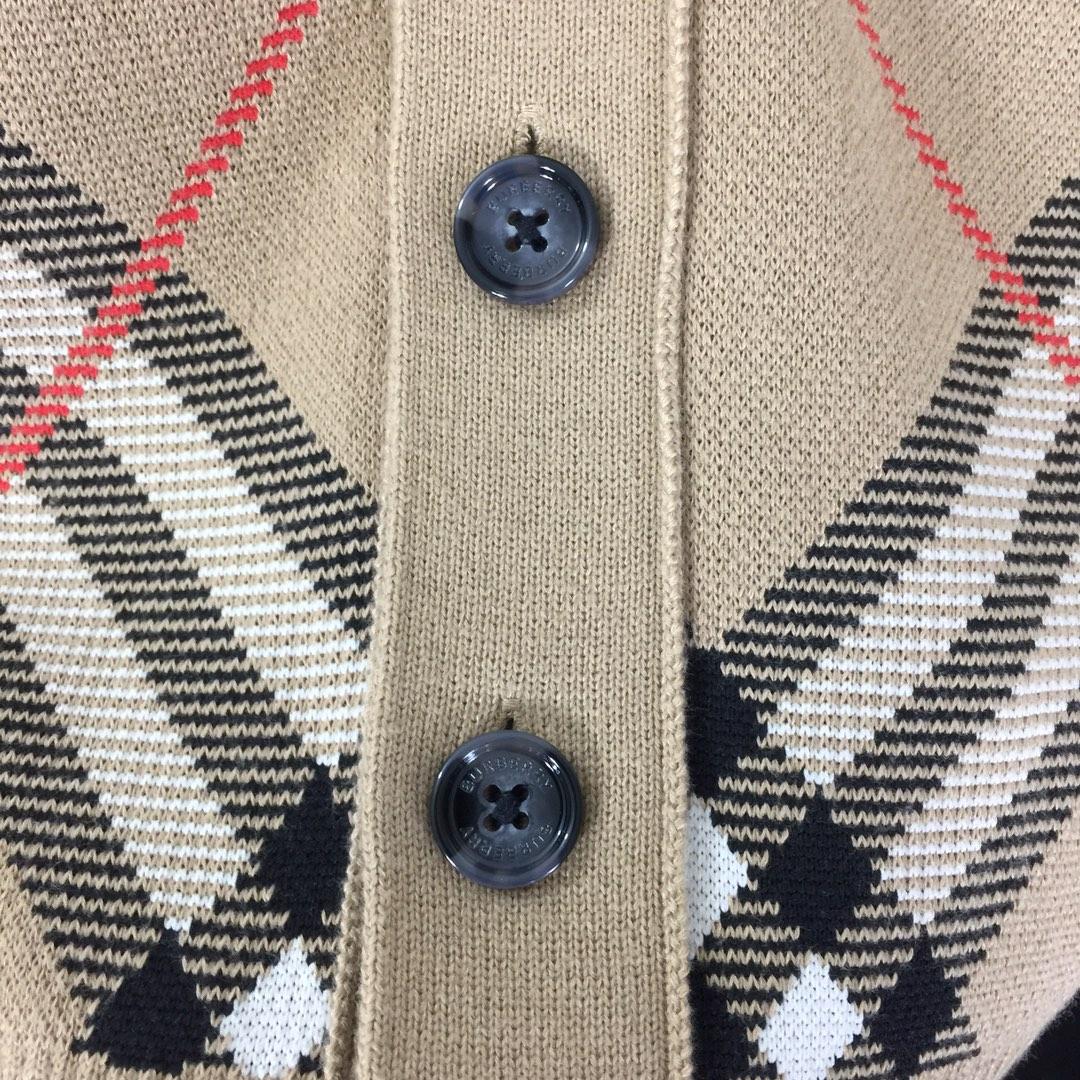 Burberry Check Wool Blend Cardigan - PerfectKickZ