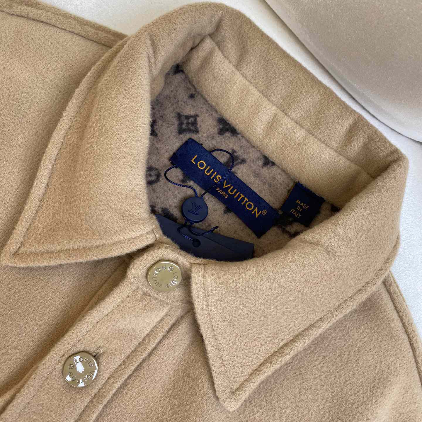 Louis Vuitton Double-Face Wool Blend Overshirt  1AFA59 - PerfectKickZ