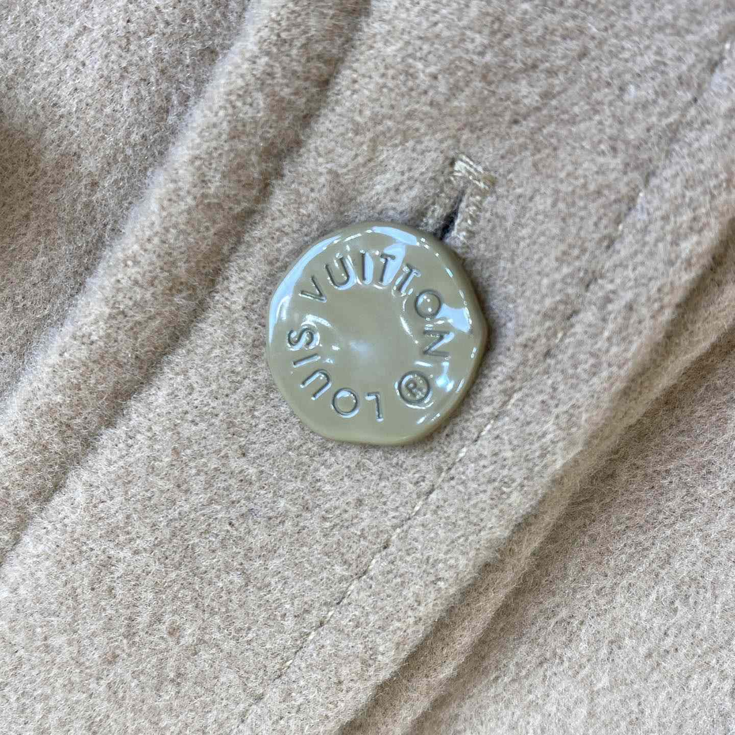 Louis Vuitton Double-Face Wool Blend Overshirt  1AFA59 - 
