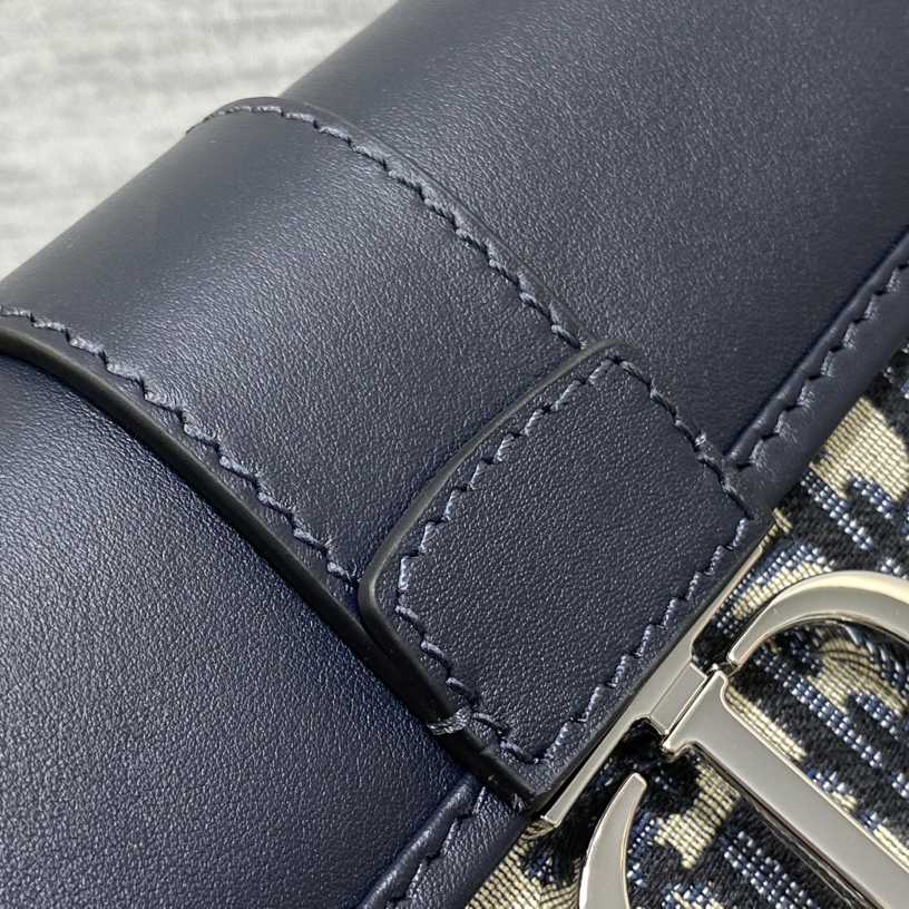 Dior 30 Montaigne East-West Bag With Chain  - PerfectKickZ
