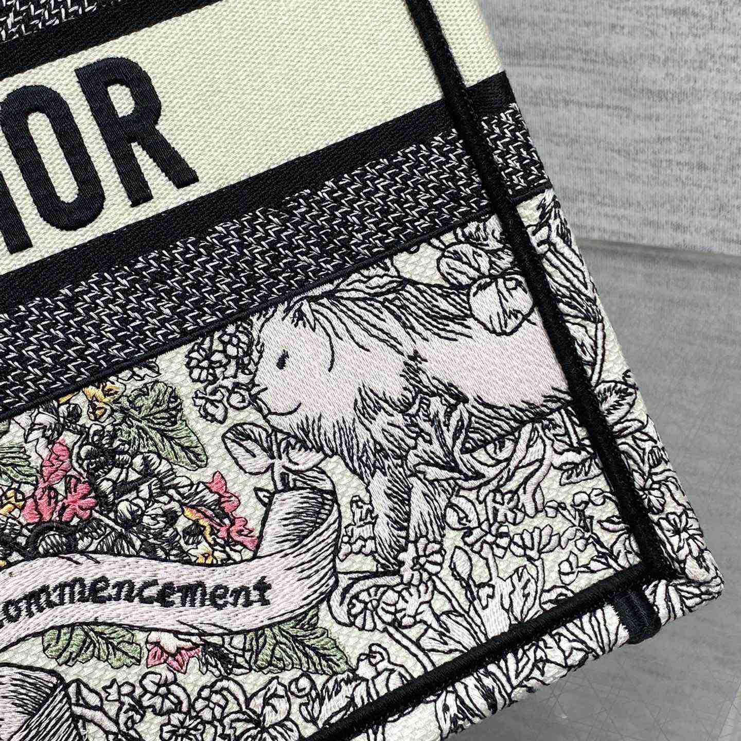 Dior Medium Dior Book Tote    - PerfectKickZ