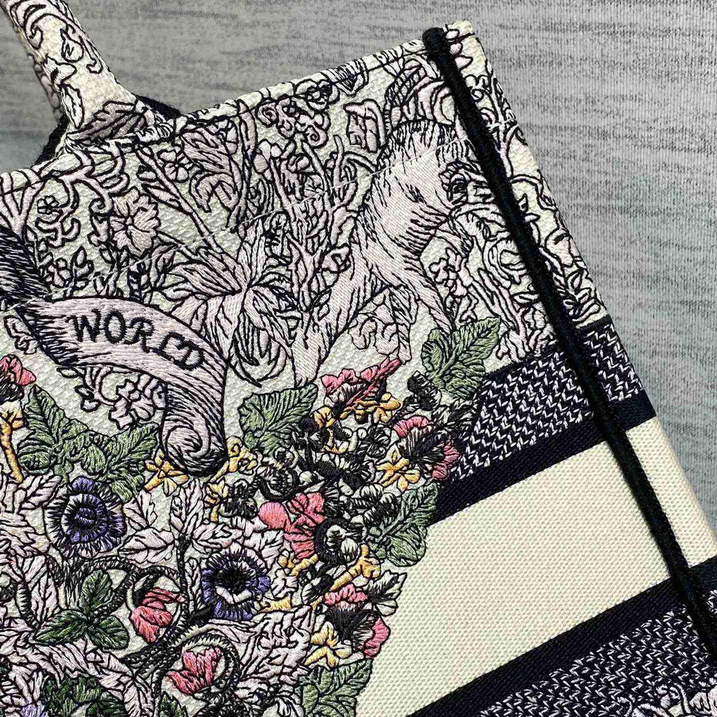 Dior Medium Dior Book Tote    - PerfectKickZ