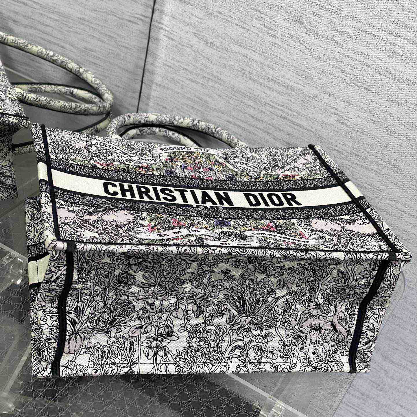 Dior Medium Dior Book Tote    - PerfectKickZ