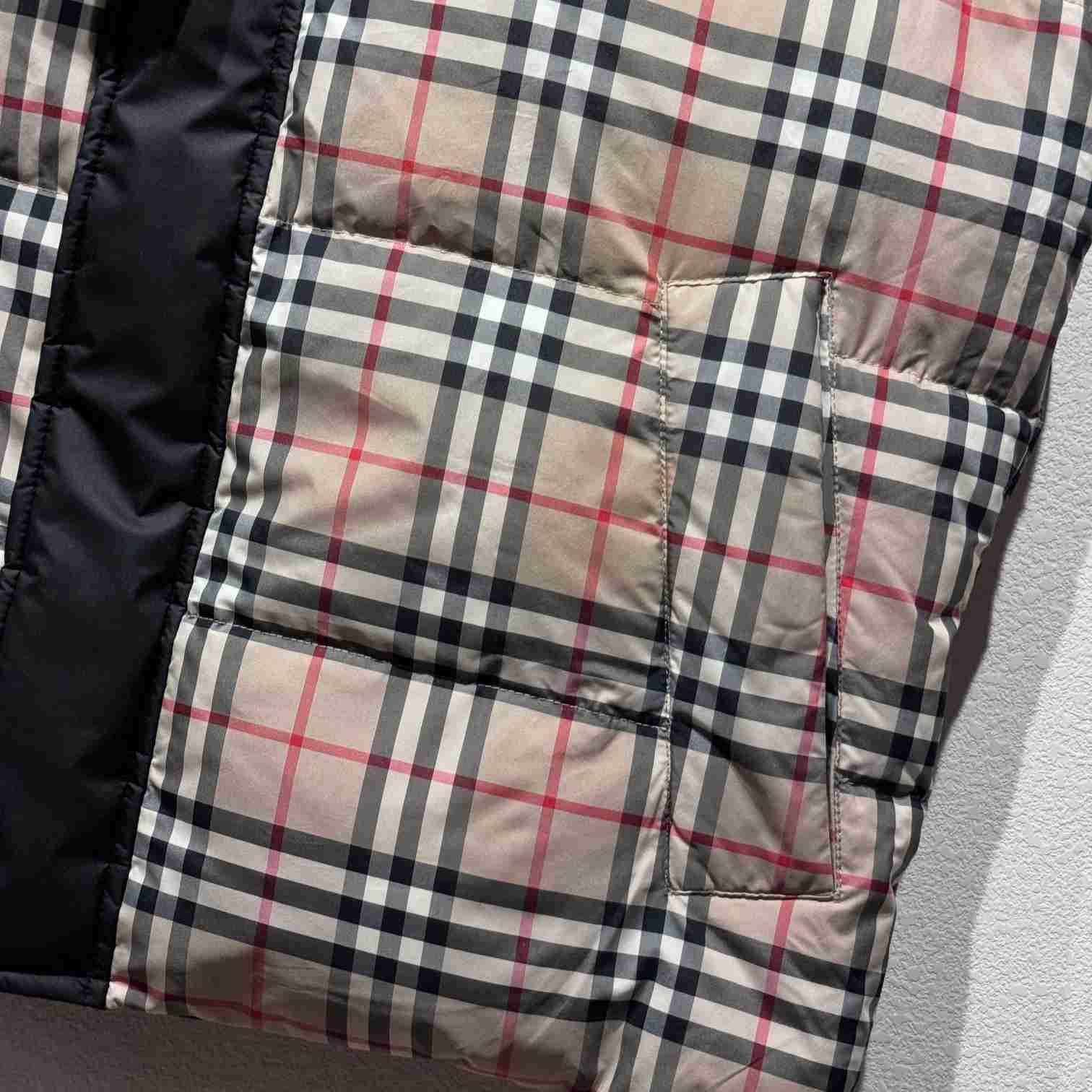 Burberry Check-print Padded Gilet - PerfectKickZ