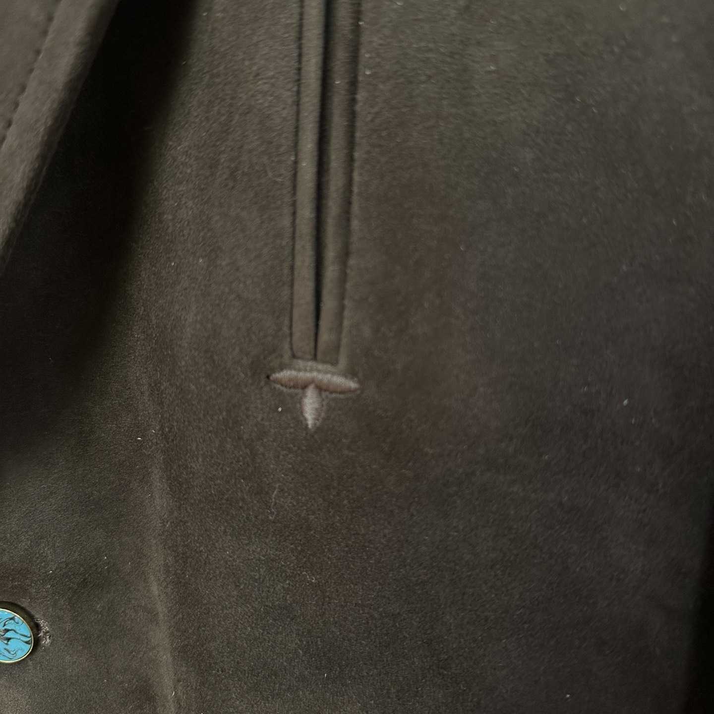 Louis Vuitton Single-Breasted Nubuck Leather Jacket   1AFXFK - PerfectKickZ