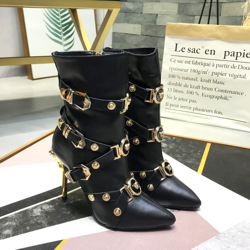 Balmain Leather Ankle Boots - PerfectKickZ