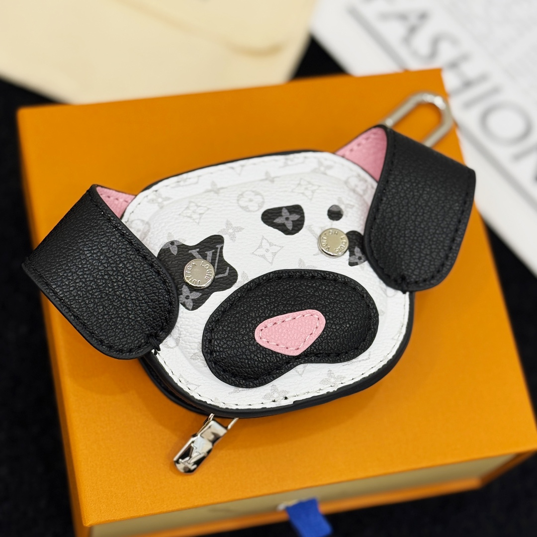 Louis Vuitton 57th Street NYC LV Dog Bag Charm  M02272 - PerfectKickZ