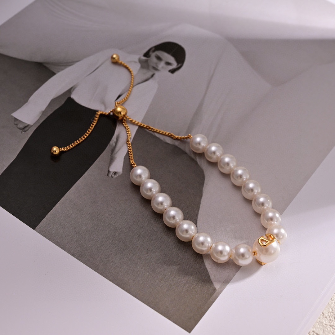 Valenti VLogo Signature Metal And Resin Pearls Bracelet  - PerfectKickZ