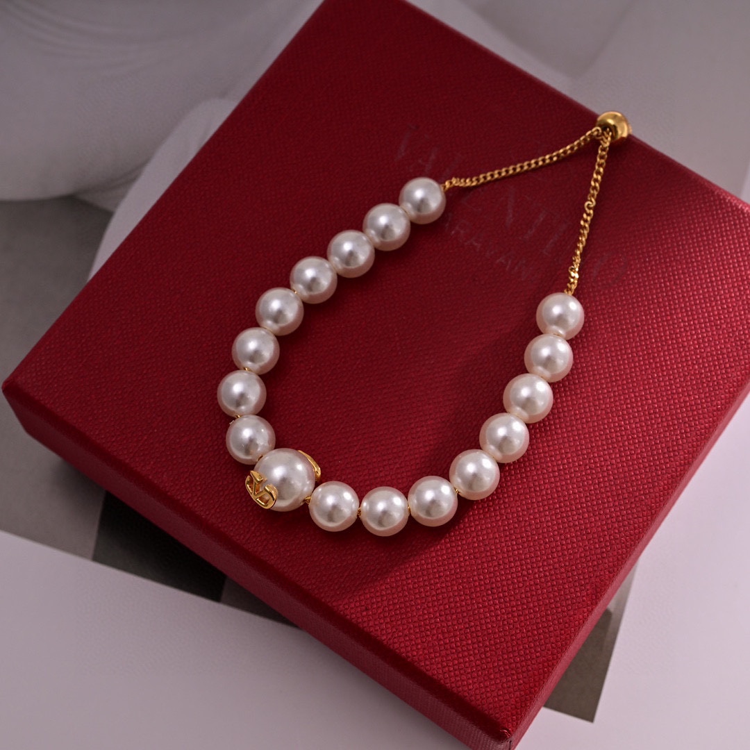 Valenti VLogo Signature Metal And Resin Pearls Bracelet  - PerfectKickZ