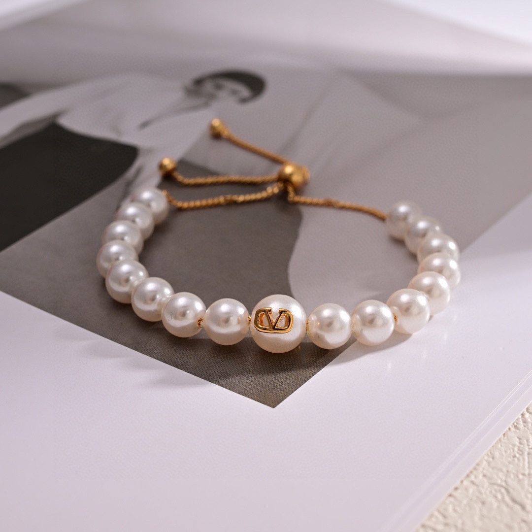 Valenti VLogo Signature Metal And Resin Pearls Bracelet  - PerfectKickZ