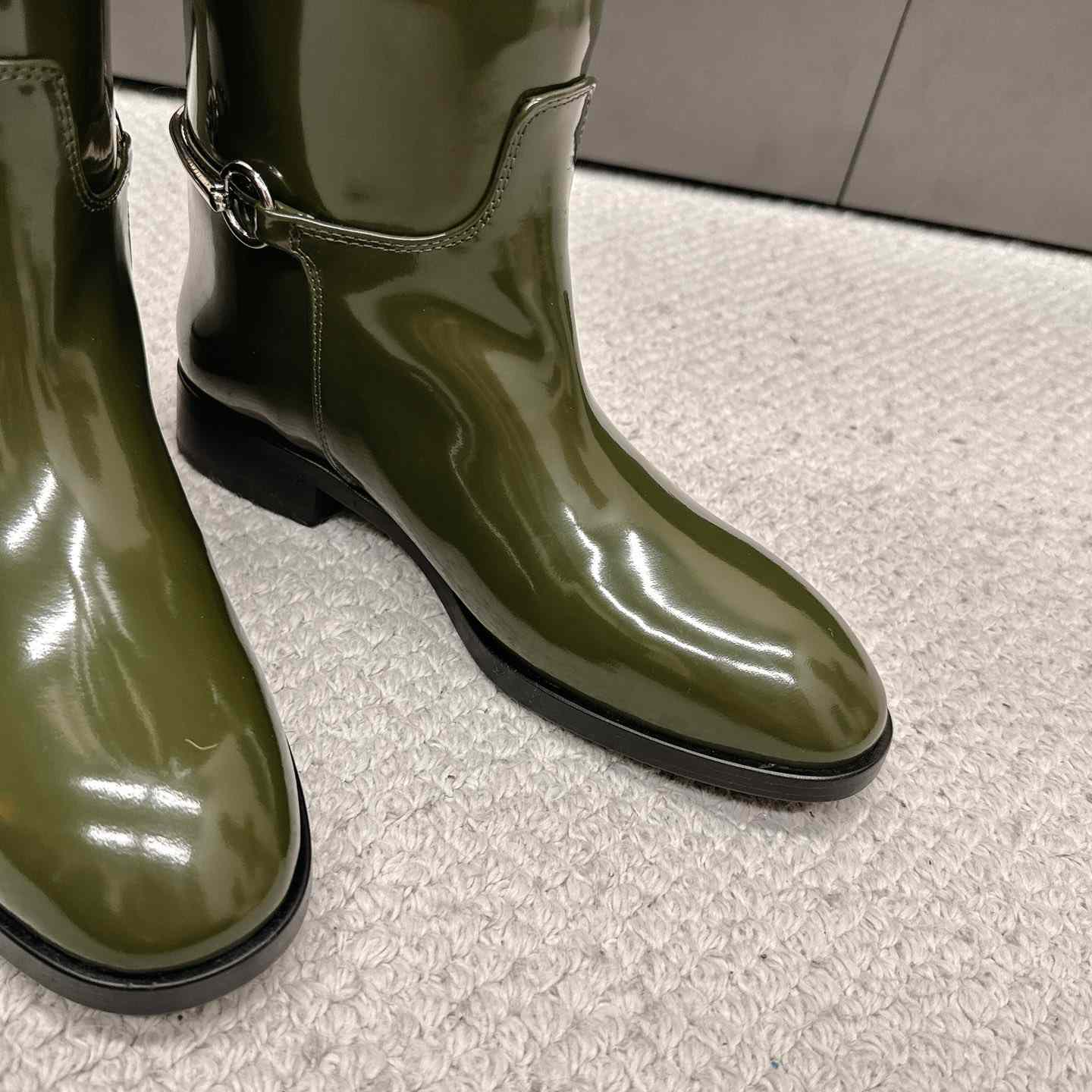 Gucci Women's Slim Horsebit Boot - PerfectKickZ