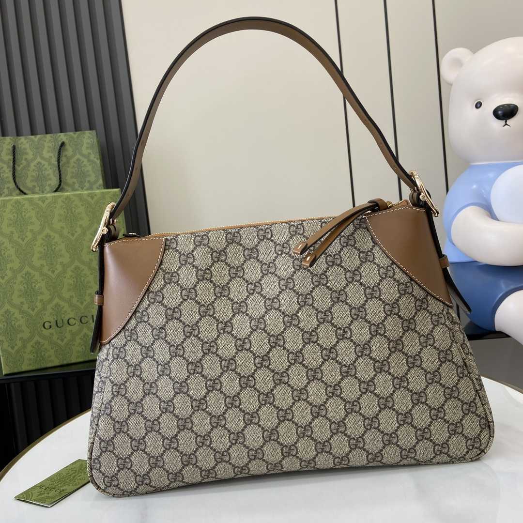 Gucci GG Emblem Large Shoulder Bag - PerfectKickZ