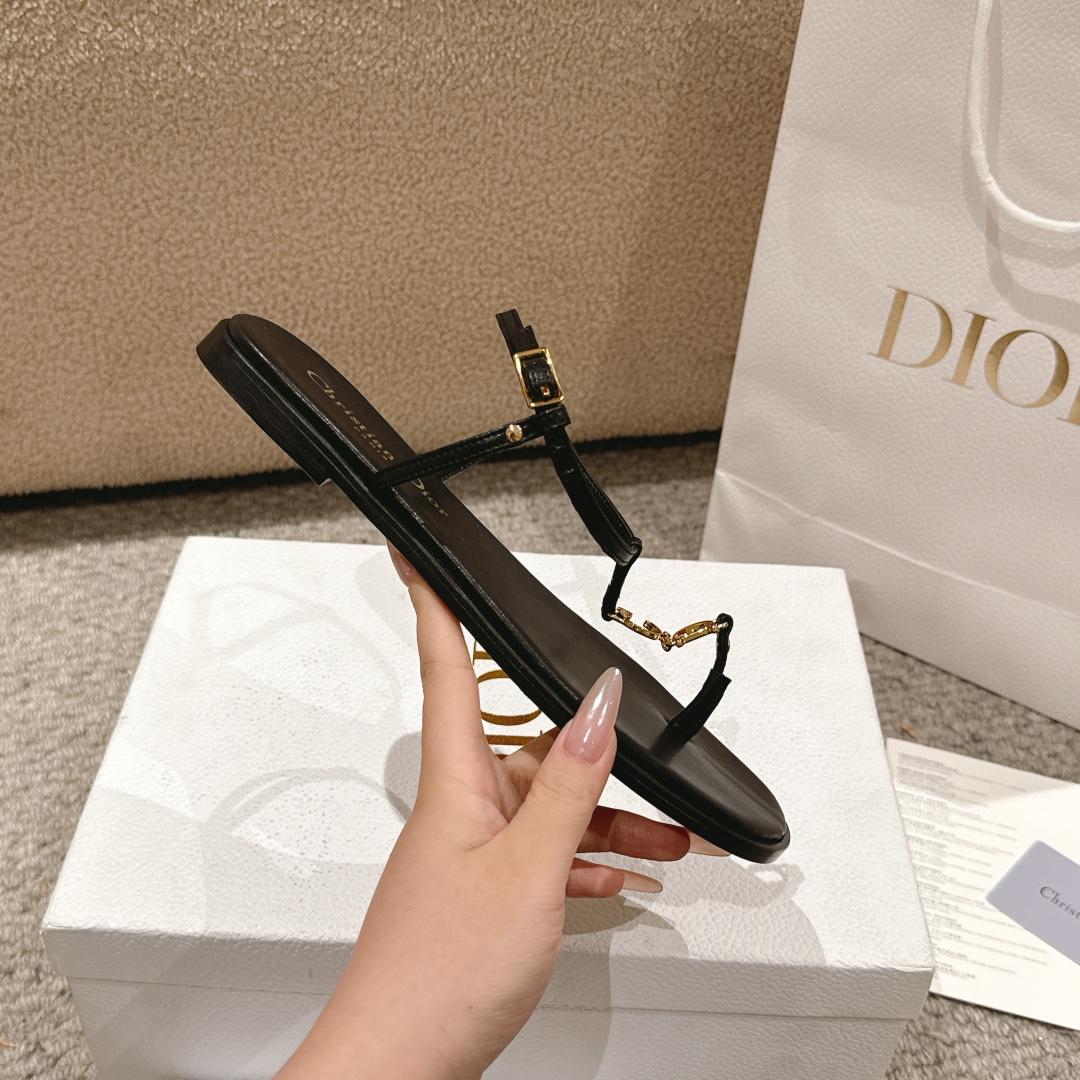Dior C'est Dior Thong Sandal - PerfectKickZ