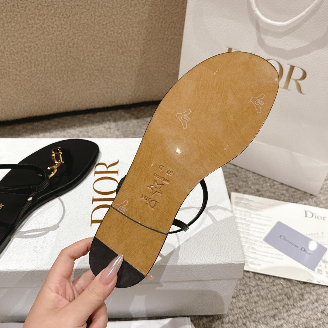 Dior C'est Dior Thong Sandal - PerfectKickZ