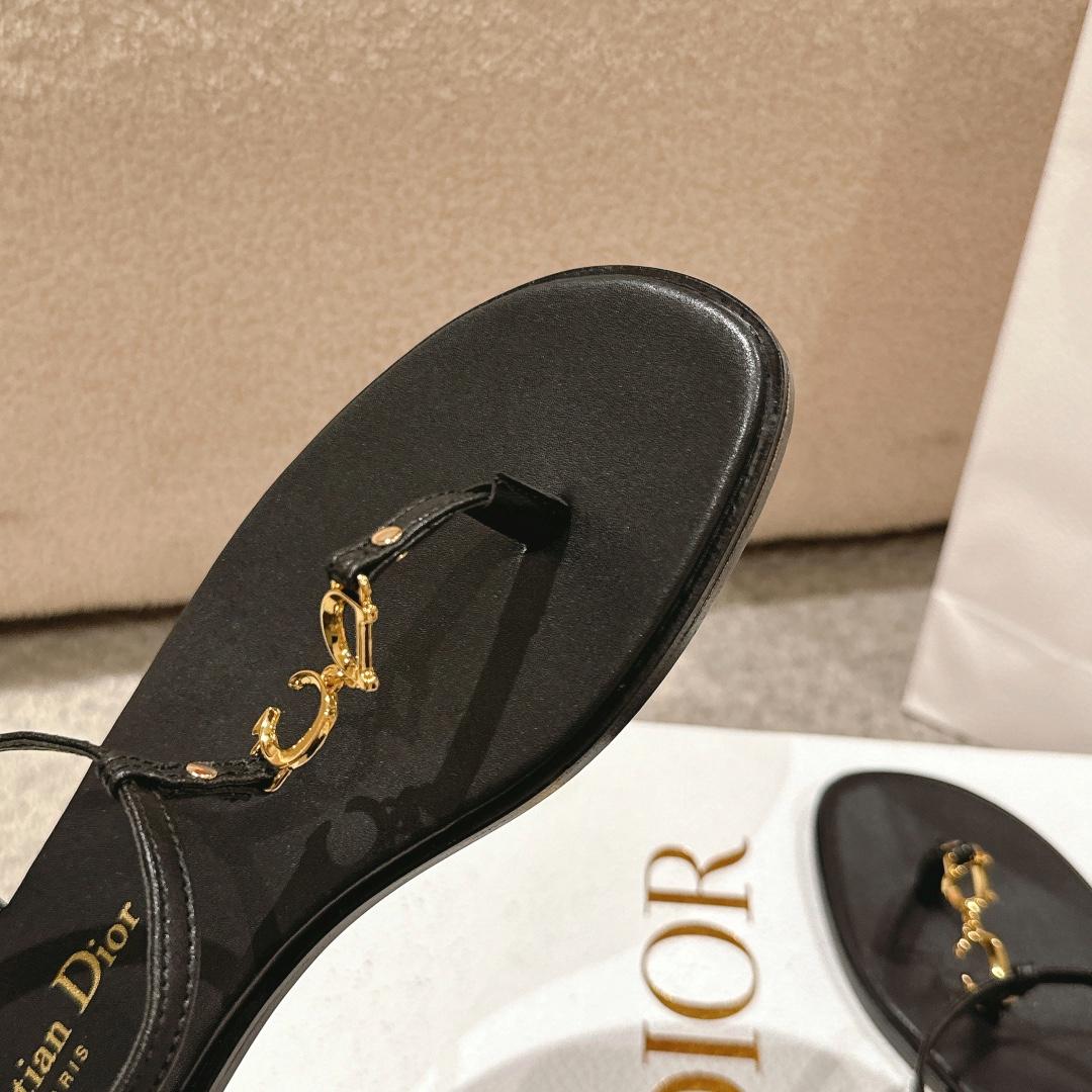 Dior C'est Dior Thong Sandal - PerfectKickZ