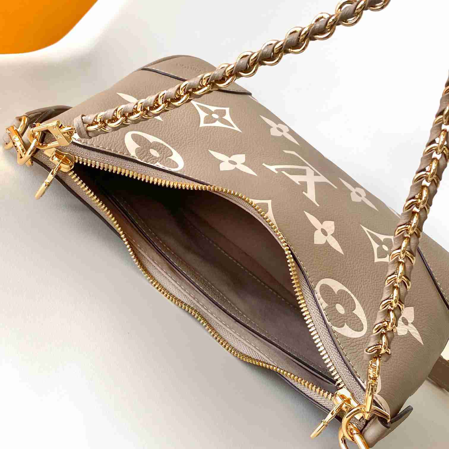 Louis Vuitton Boulogne  M13224 - PerfectKickZ
