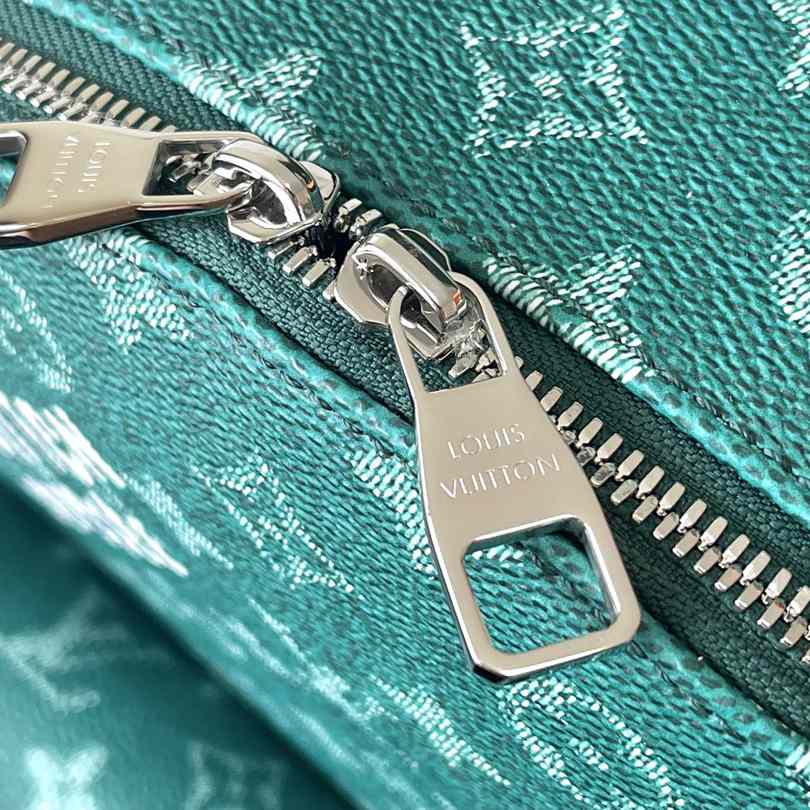 Louis Vuitton Discovery Backpack PM  M12780 - 