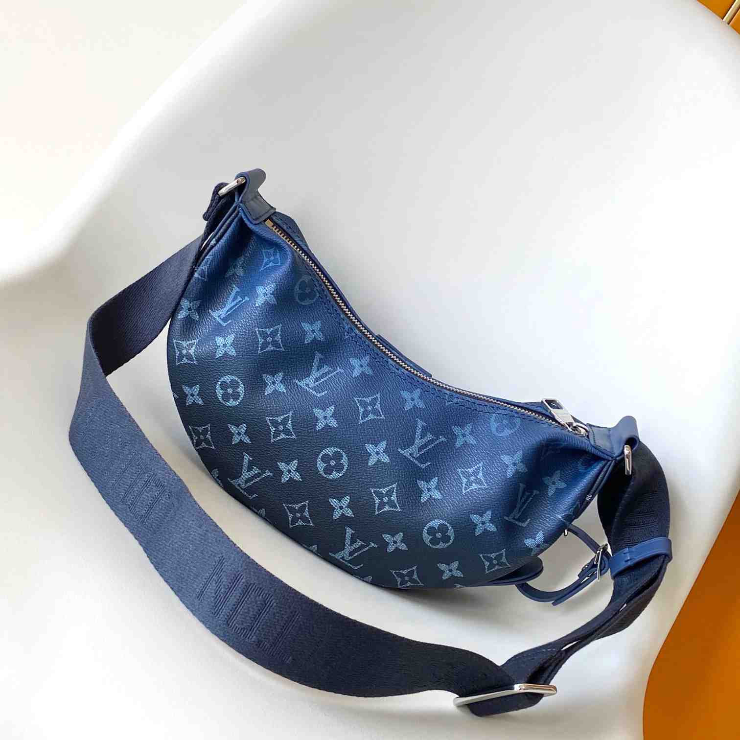 Louis Vuitton Hamac Bag PM  M11594 - PerfectKickZ