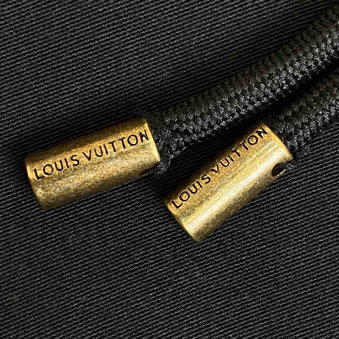 Louis Vuitton Technical Hooded Cotton Blouson   1AFRGI - PerfectKickZ